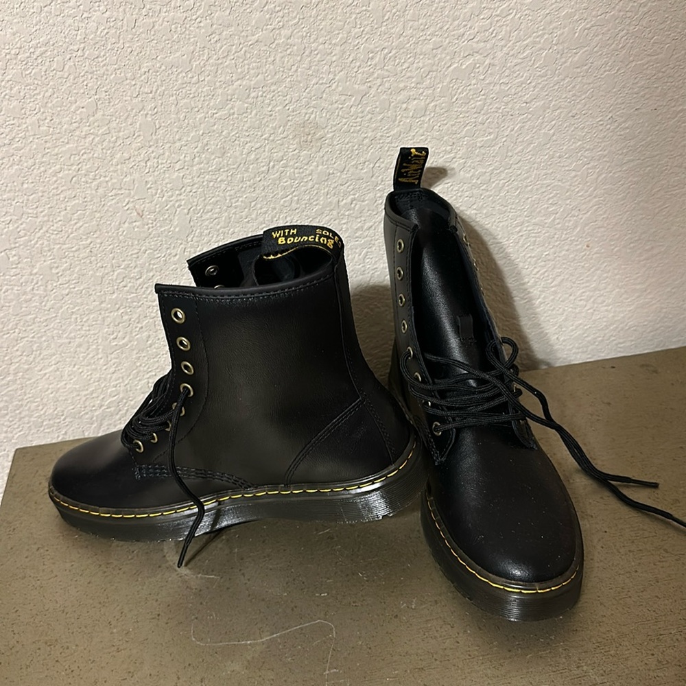 Black boot dr martens